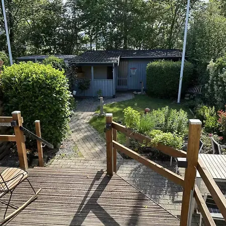 Spacious Bright With Garden And Free Parking Bed & Breakfast Odense